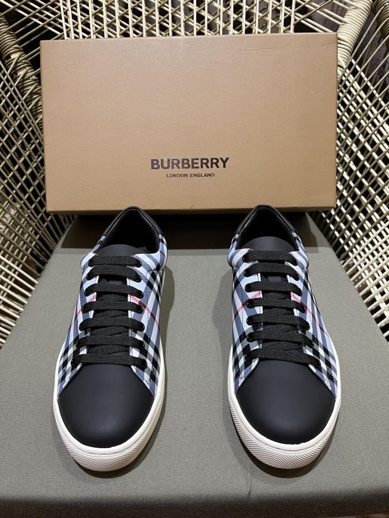 Burberry Low Shoes